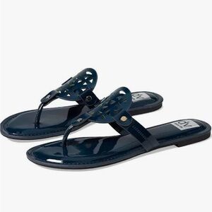 DV by Dolce Vita Gotie Navy Patent Women’s Sandel US8 | New no box